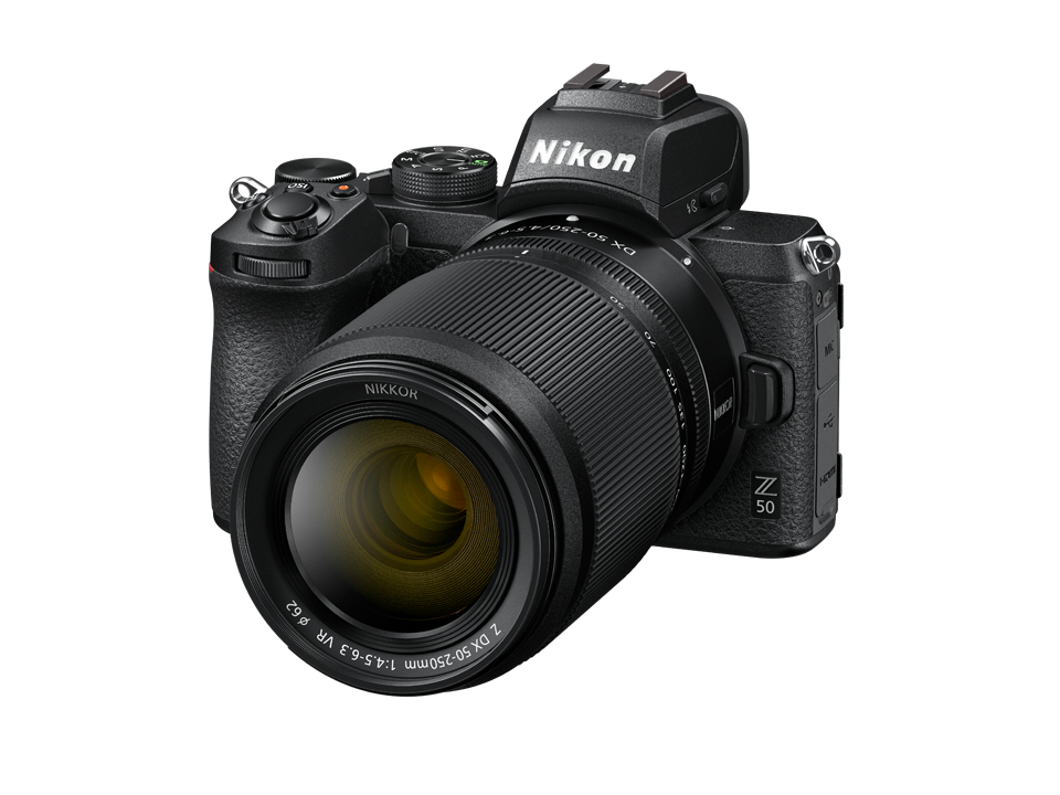 니콘 미러리스 Z50 Body + Z 16-50mm + Z 50-250mm Double Lens Kit