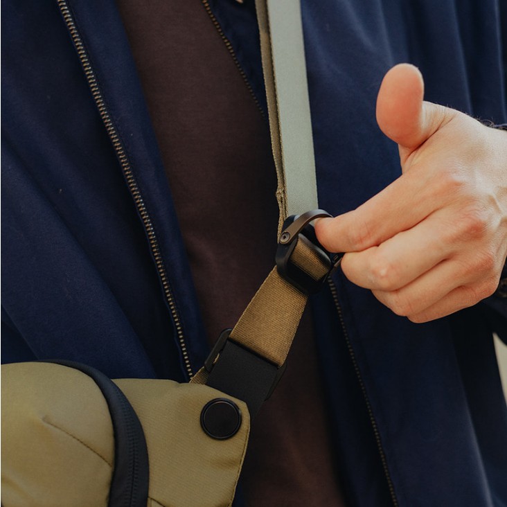 V2 슬링백 6L 켈프